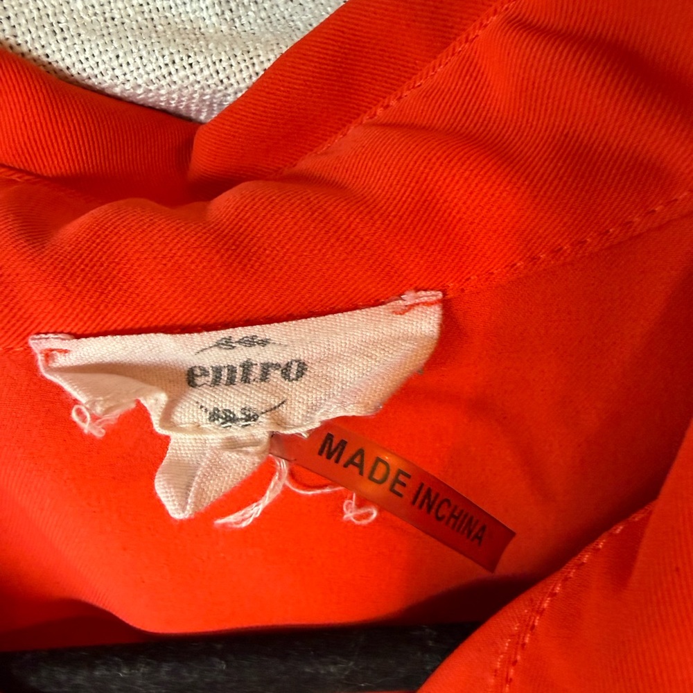 entro Bright Red Short-Sleeve Button-Down Shirt - Picture 3 of 3